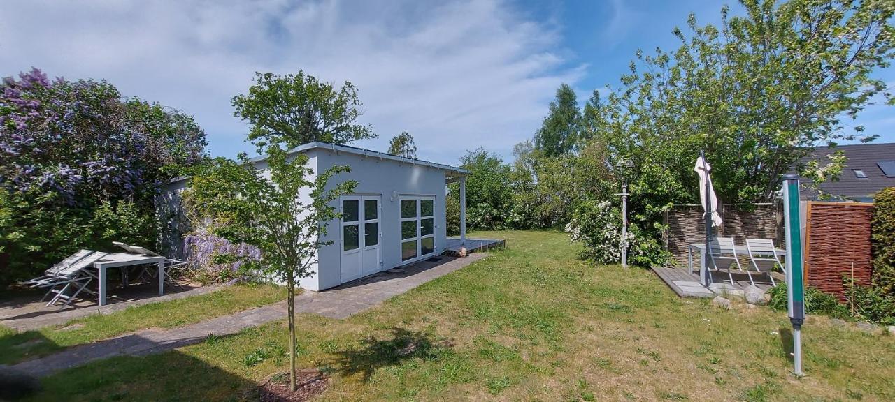 Ferienwohnung Brombeere Mit Grossem Garten Und Balkon Graal-Mueritz Exterior foto
